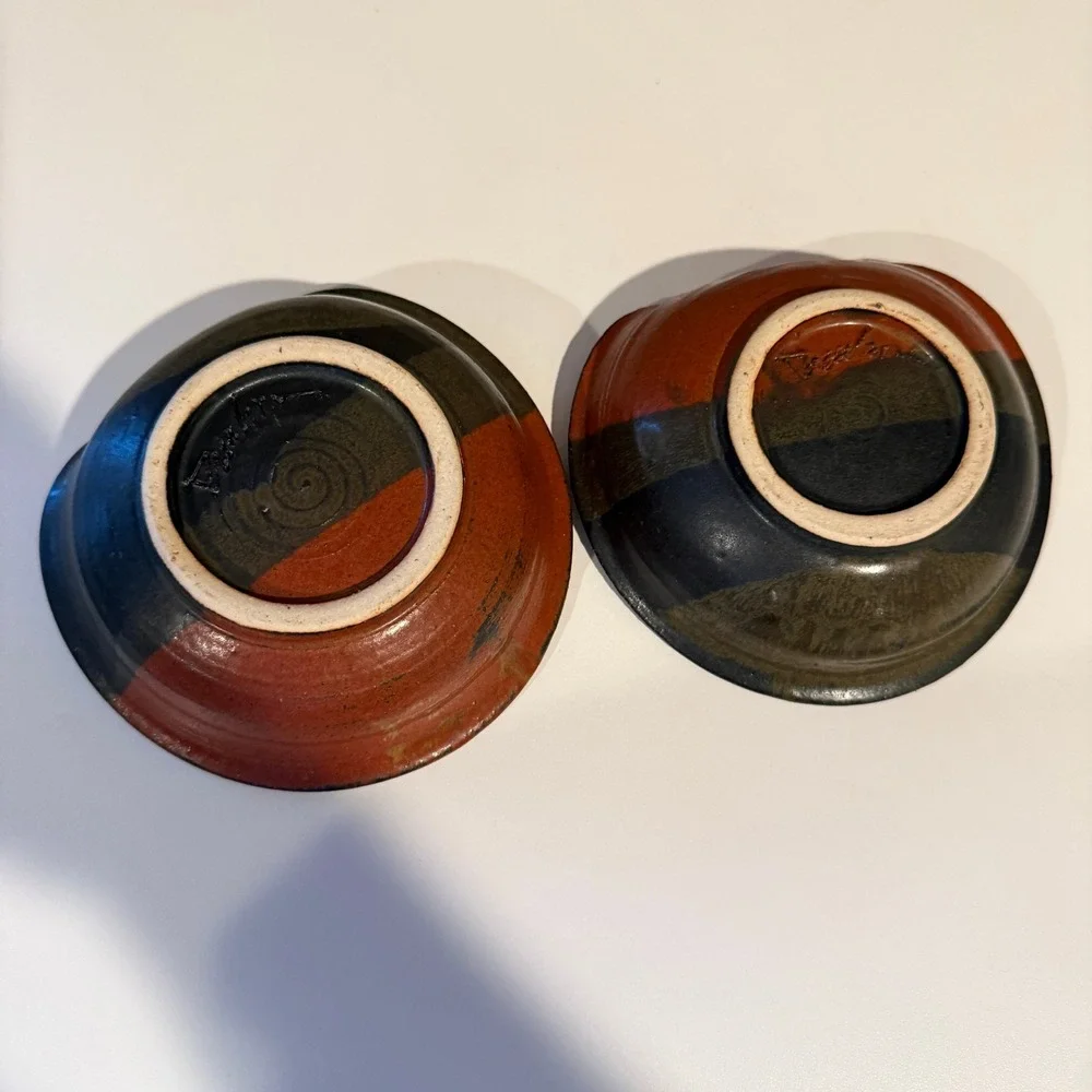 Signed Studio Pottery Pinched Edge MCM Bowls Set of 2 Earthy Glaze Small Dishes